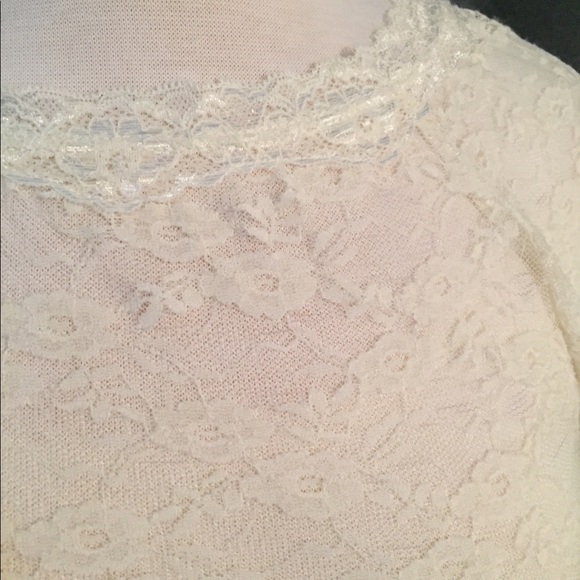 Ivory Lace top - Picture 5 of 6